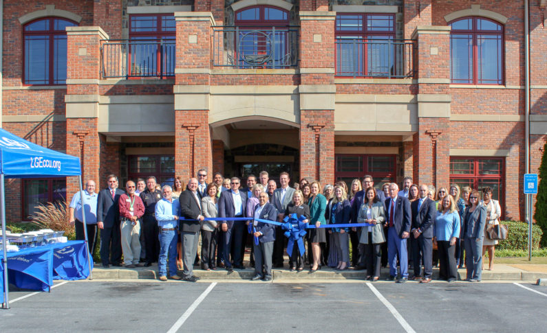 LGE Community Credit Union celebrates grand opening of Dallas branch