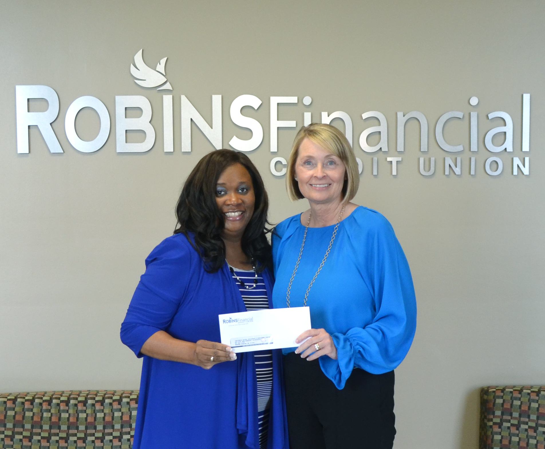 Robins Financial Supports Child Abuse Prevention Month