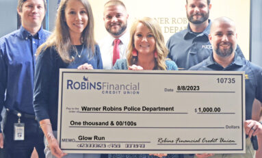 Robins Financial Sponsors 2023 WRPD Glow Run