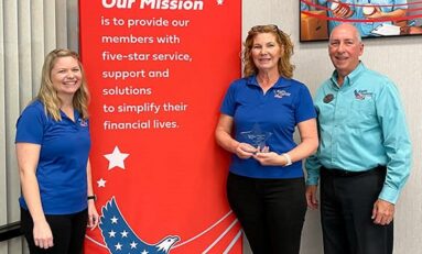 Leigh Lewis Receives Eglin Federal Credit Union's 5-Star Employee Award for the 3rd Quarter