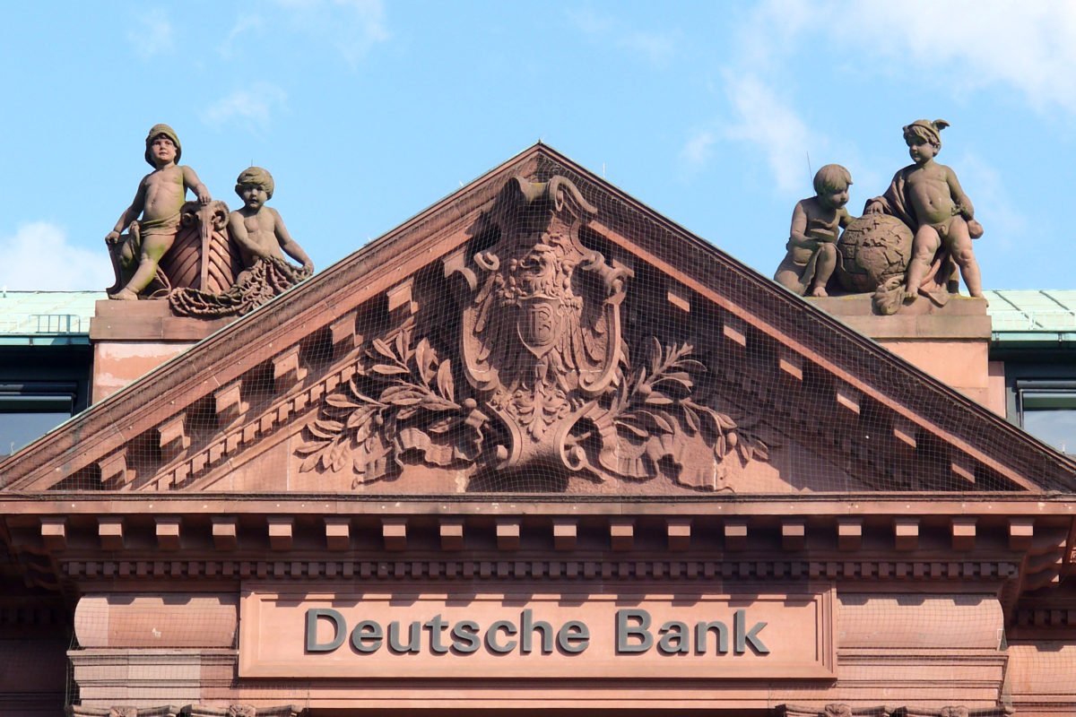 Source: Deutsche Bank subpoenaed by lead investigator in Russian probe