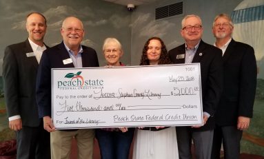 Peach State Federal Credit Union donates $5K to Northeast Georgia library