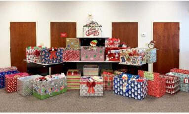 McCoy Federal's 'Give Christmas Cheer' outreach uplifts Central Florida Seniors