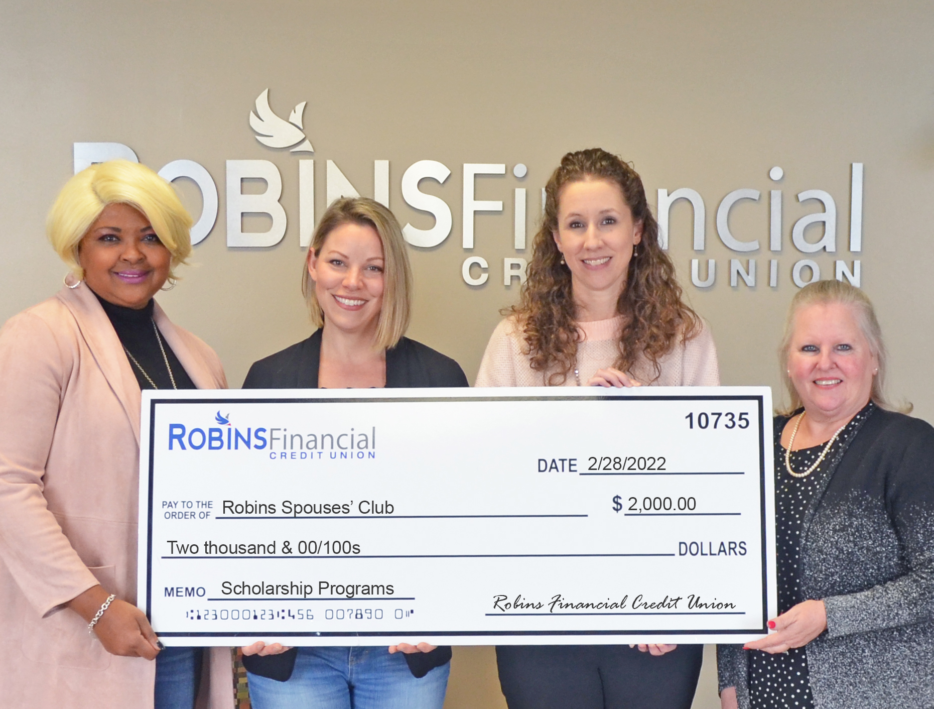 Robins Financial Sponsors Military Scholarships